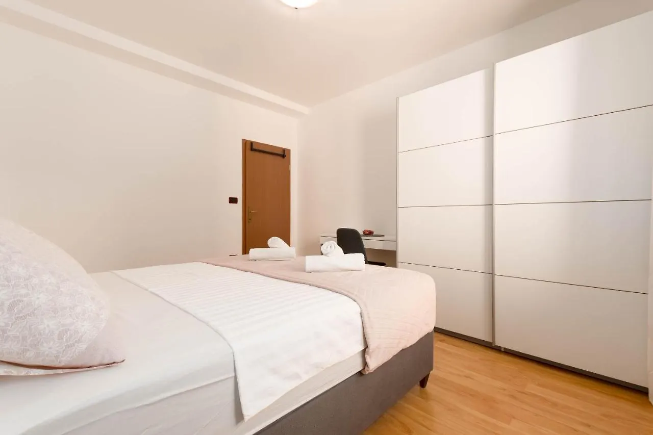 Apartment Lucija, Stinjan Pula Ferienhaus